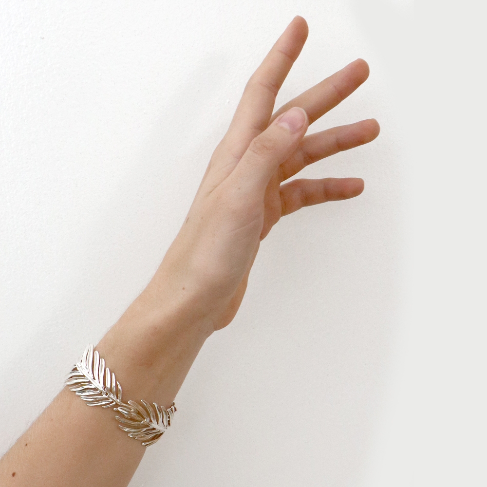 Buy Silvermerc Designs Gold Plated Trinity Rose Palm Bracelet Online